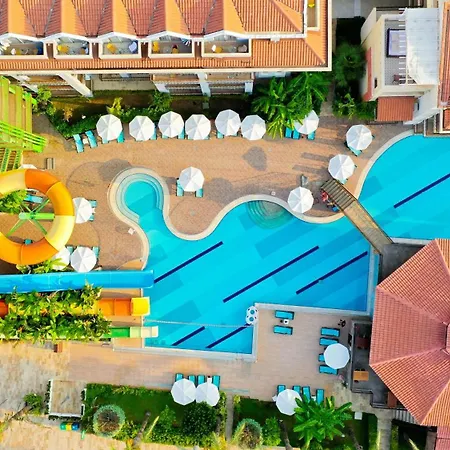 Resort Crystal Aura & 5*