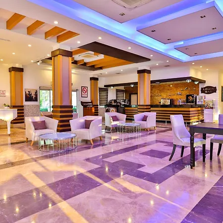 Resort Crystal Aura & Kemer