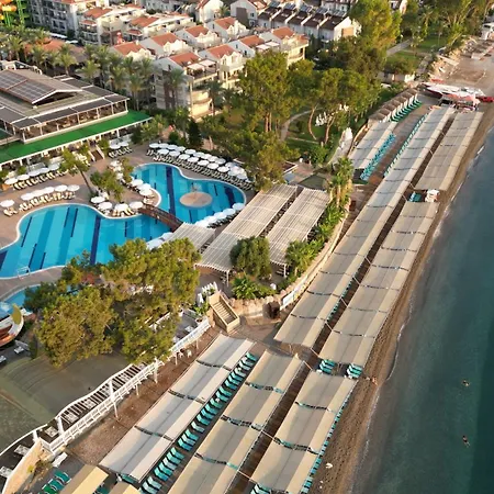 Crystal Aura & Resort 5*